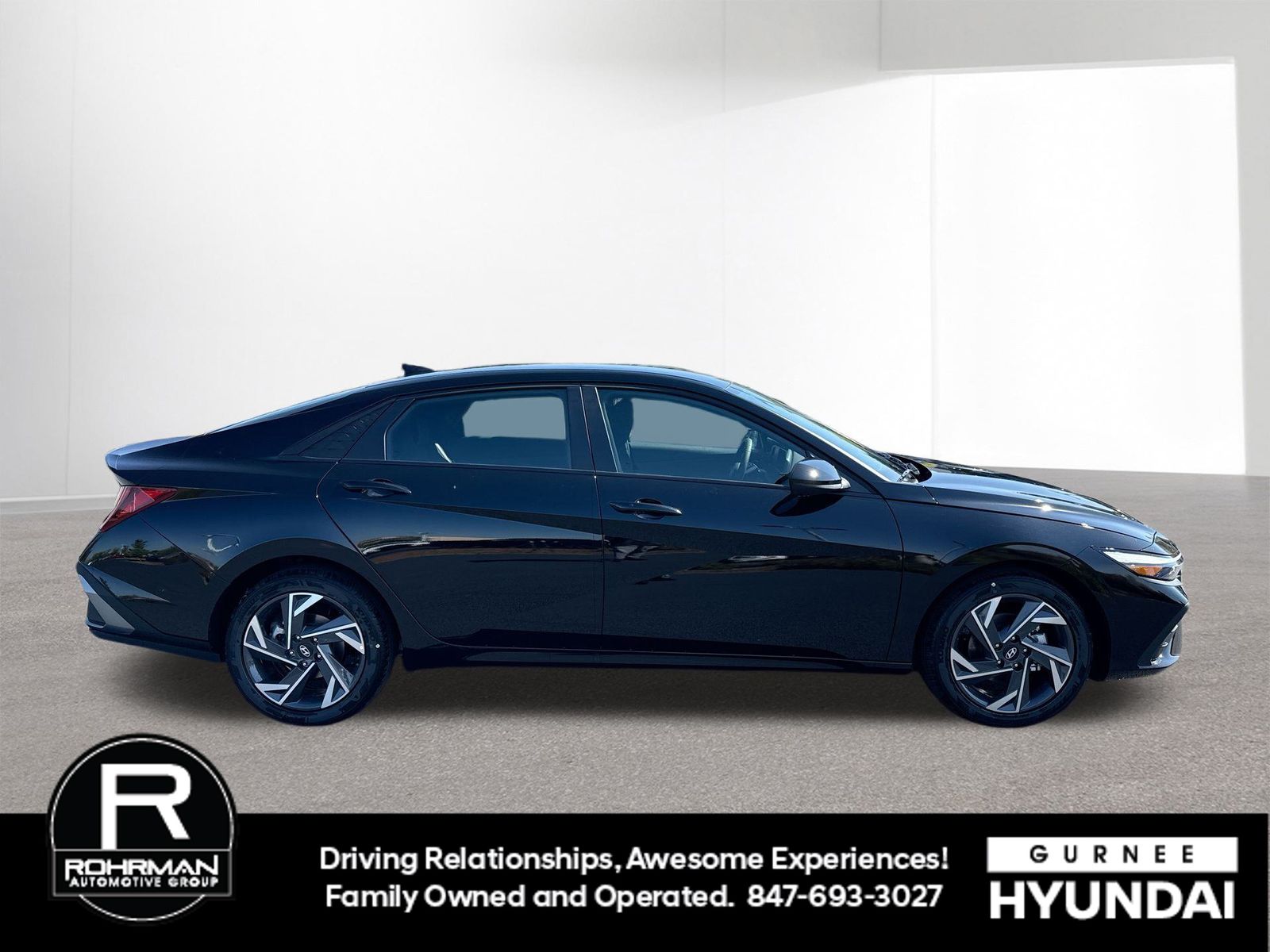 2025 Hyundai Elantra SEL Sport Image 6 of 25