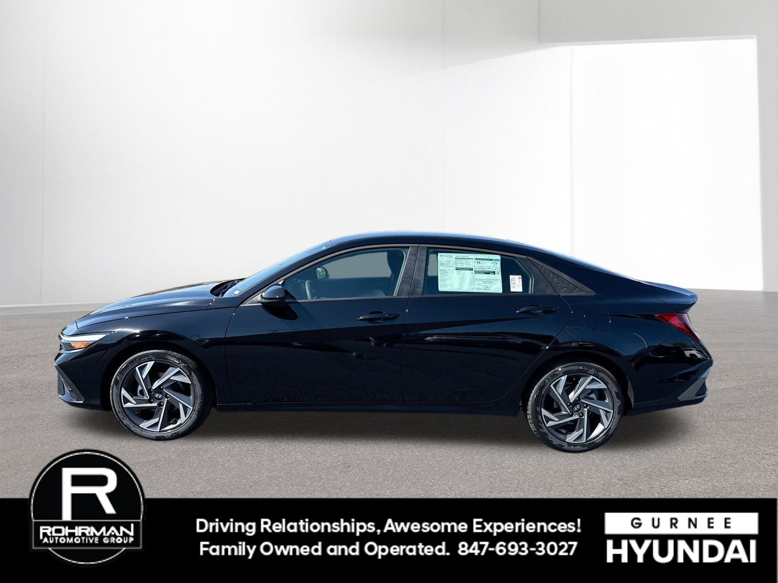 2025 Hyundai Elantra SEL Sport Image 11 of 25