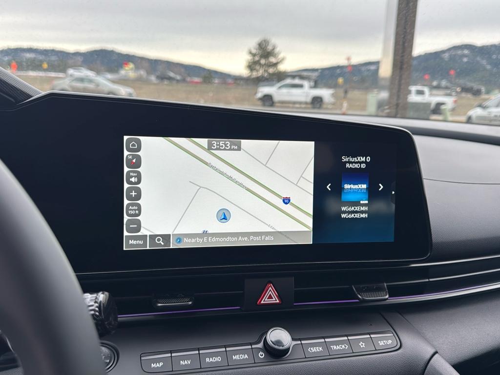 Vehicle image 20 of 25