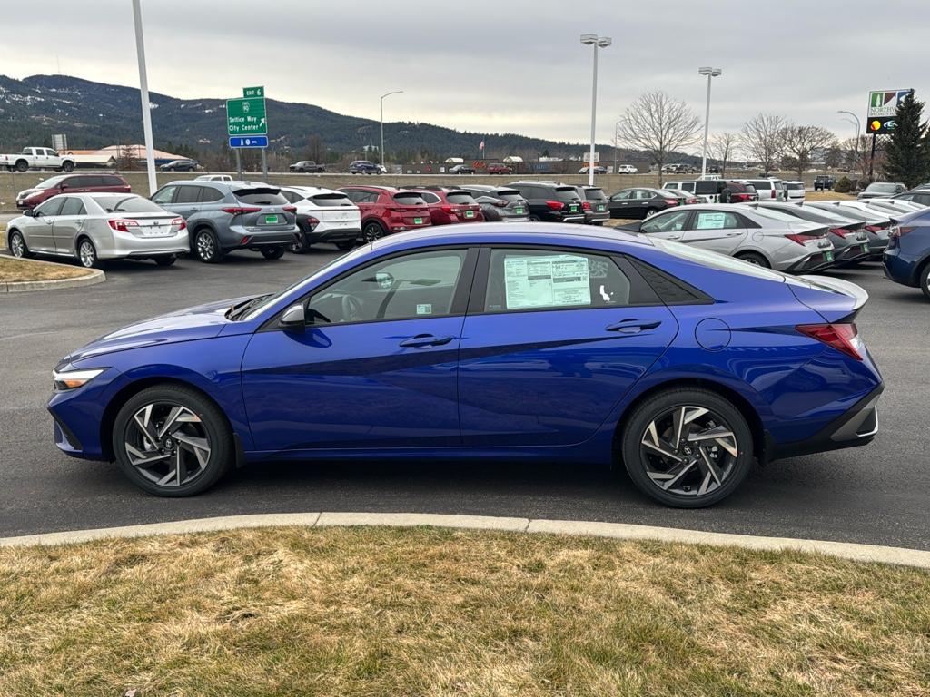 Vehicle image 2 of 25