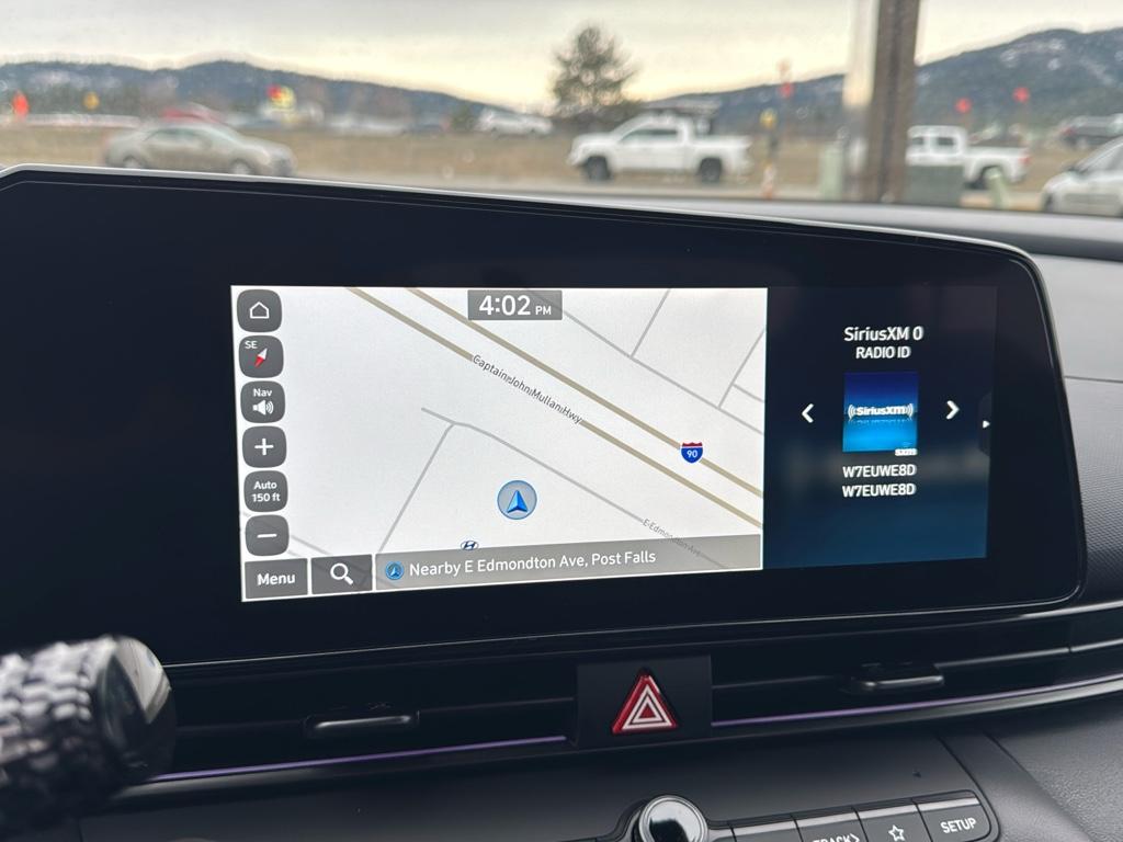 Vehicle image 20 of 25