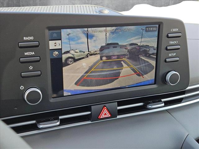 Vehicle image 13 of 17