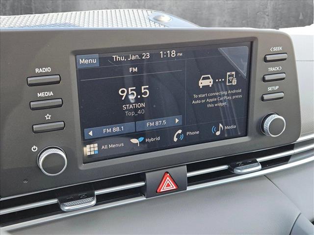 Vehicle image 14 of 17