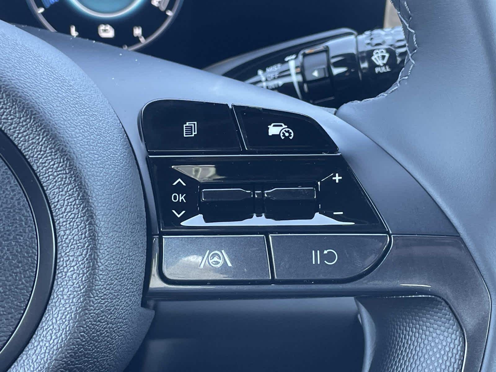 2025 Hyundai Elantra Hybrid SEL Sport Image 30 of 34