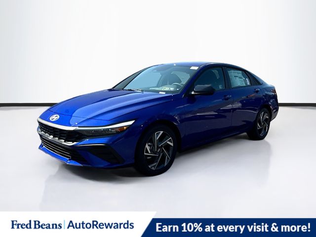 2025 Hyundai Elantra Hybrid SEL Sport Image 1 of 36