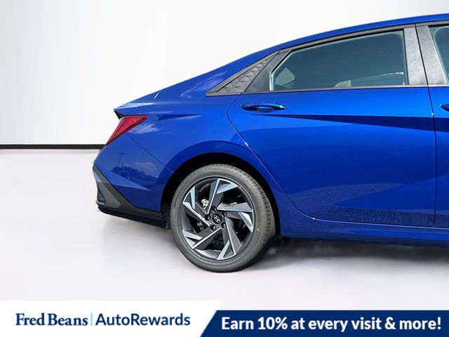 2025 Hyundai Elantra Hybrid SEL Sport Image 32 of 36