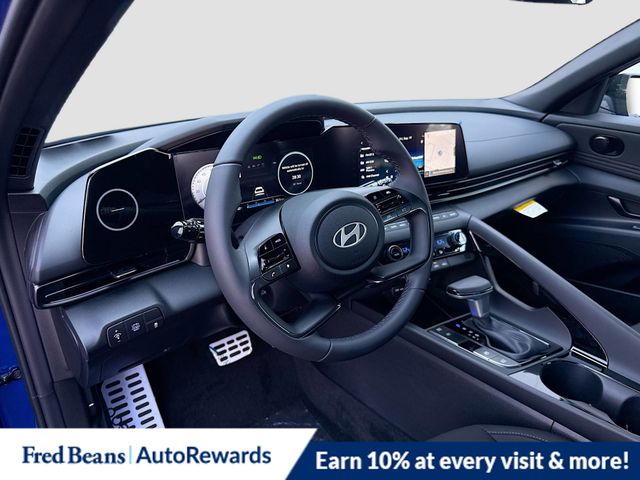 2025 Hyundai Elantra Hybrid SEL Sport Image 20 of 36