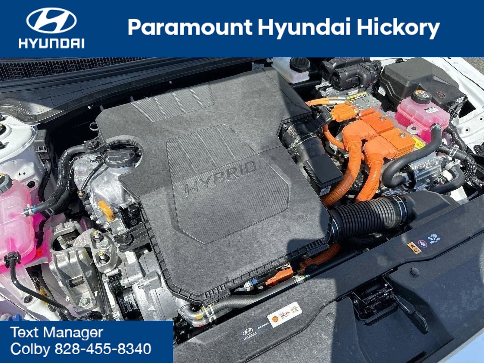 2025 Hyundai Elantra Hybrid SEL Sport Image 10 of 31