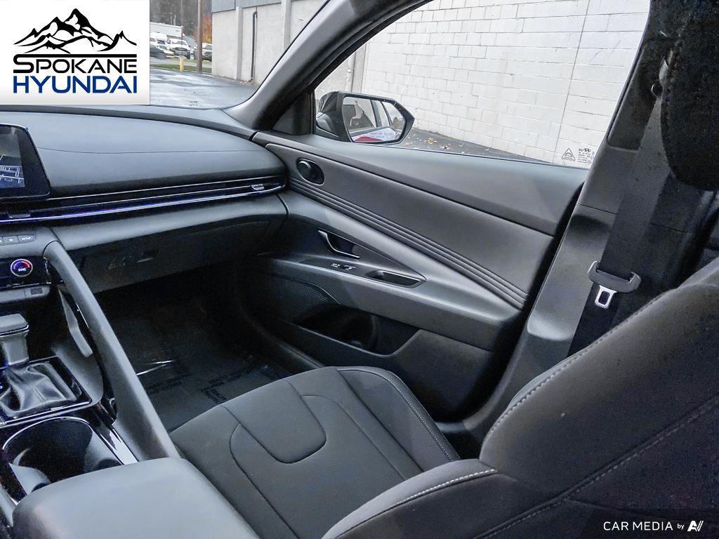 Vehicle image 28 of 28