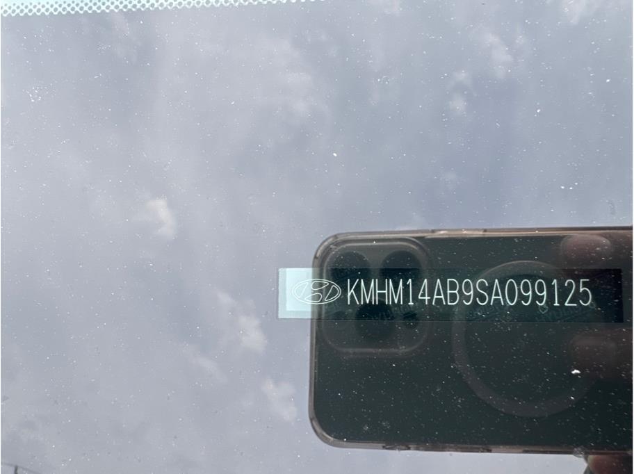 2025 Hyundai IONIQ 6 SE Standard Range Image 16 of 20