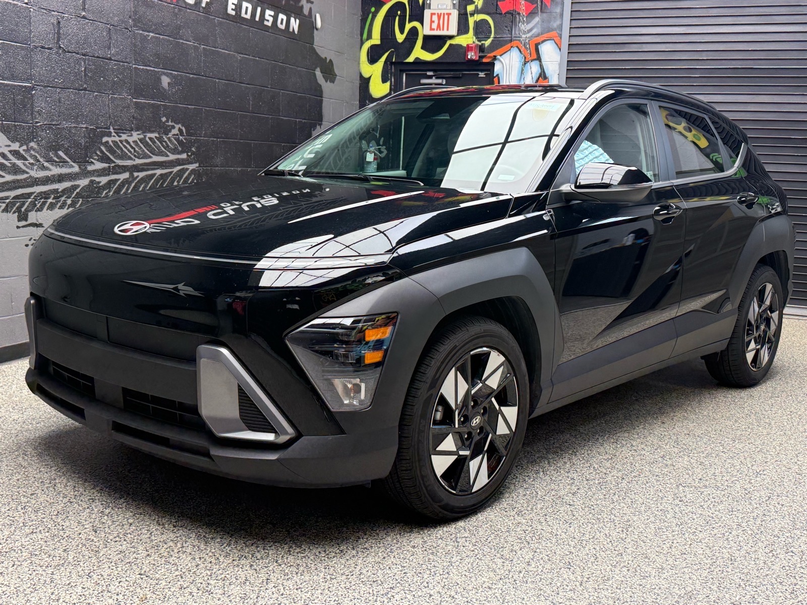 2025 Hyundai Kona SEL Image 1 of 23