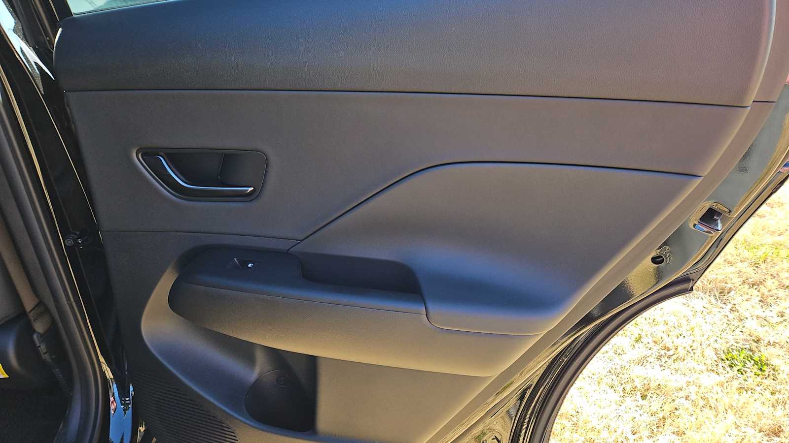 Vehicle image 20 of 31