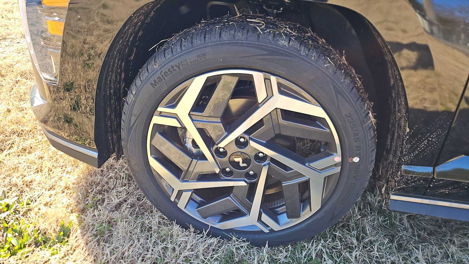 Vehicle image 11 of 31