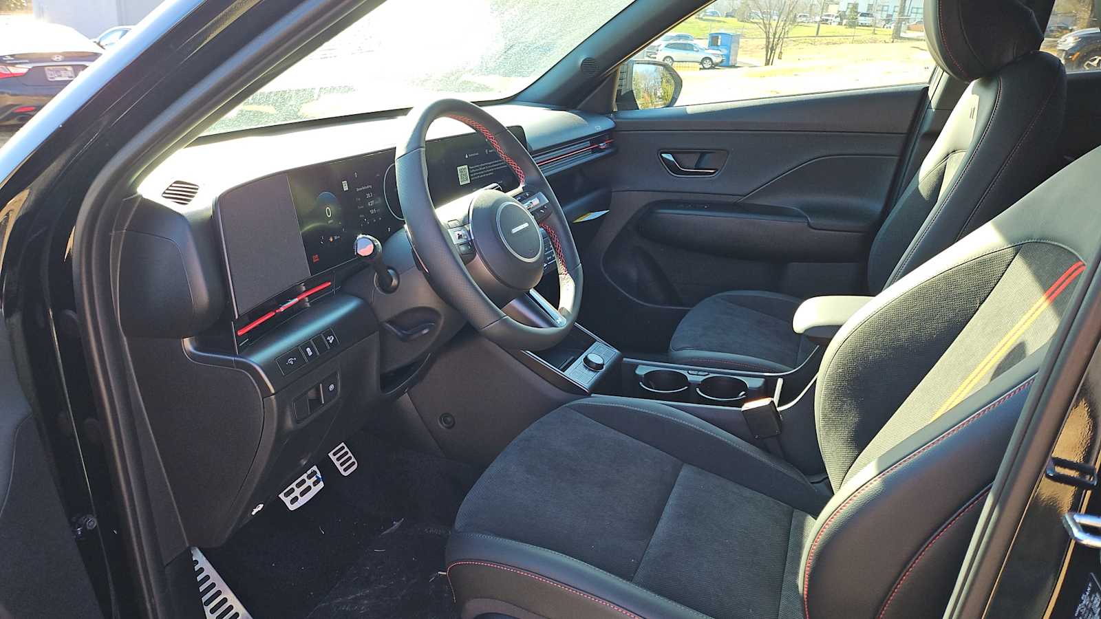 Vehicle image 12 of 31