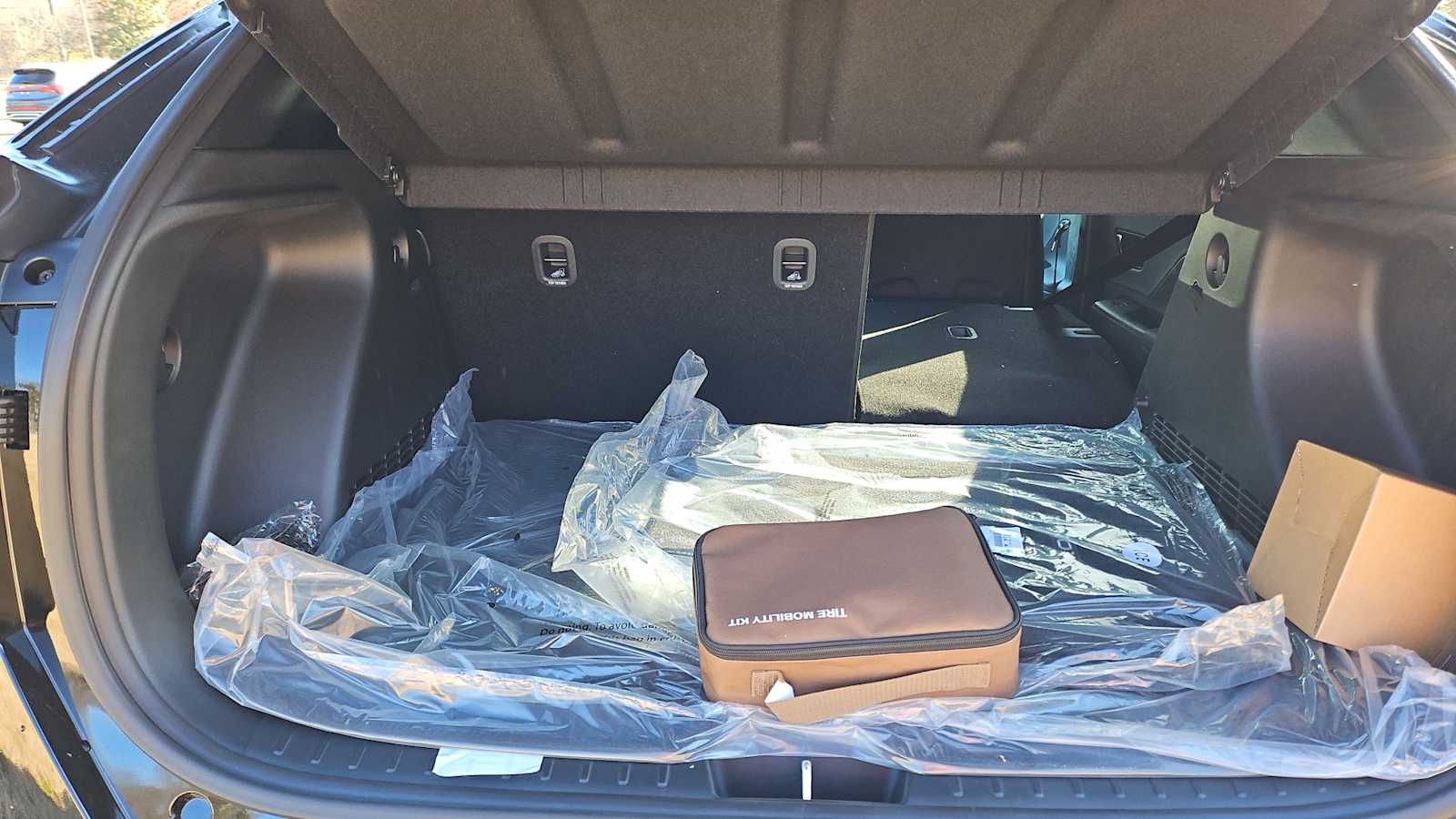 Vehicle image 18 of 31