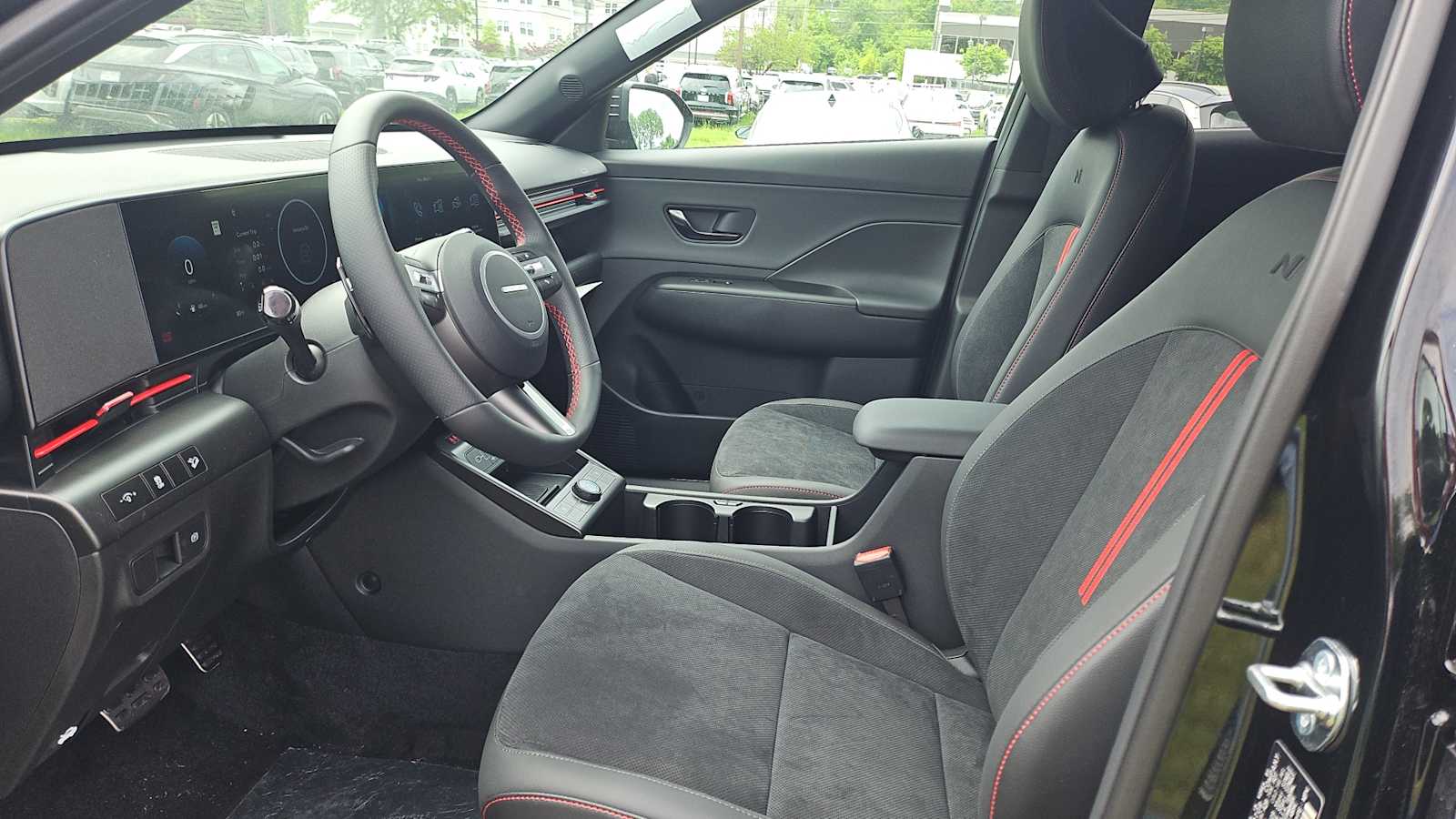 Vehicle image 12 of 31