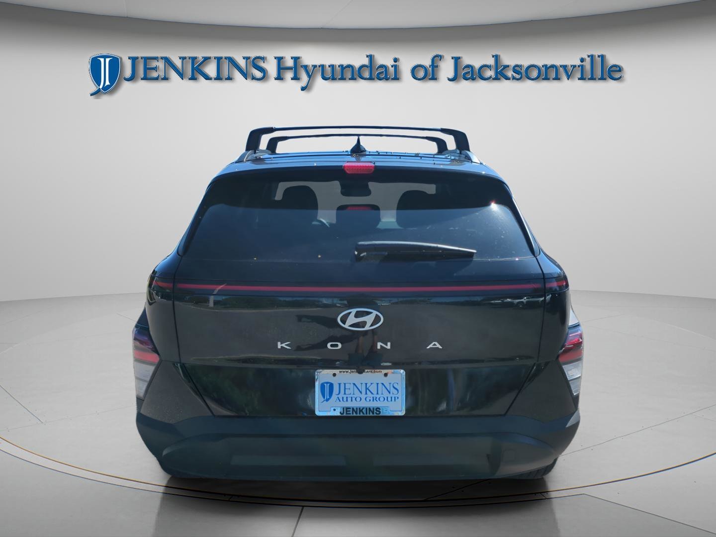 2025 Hyundai Kona SEL Image 7 of 38