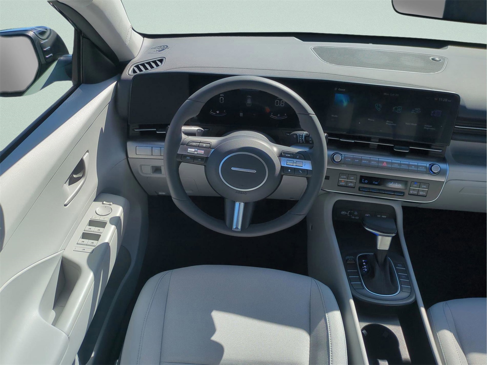 2025 Hyundai Kona SEL Image 14 of 38