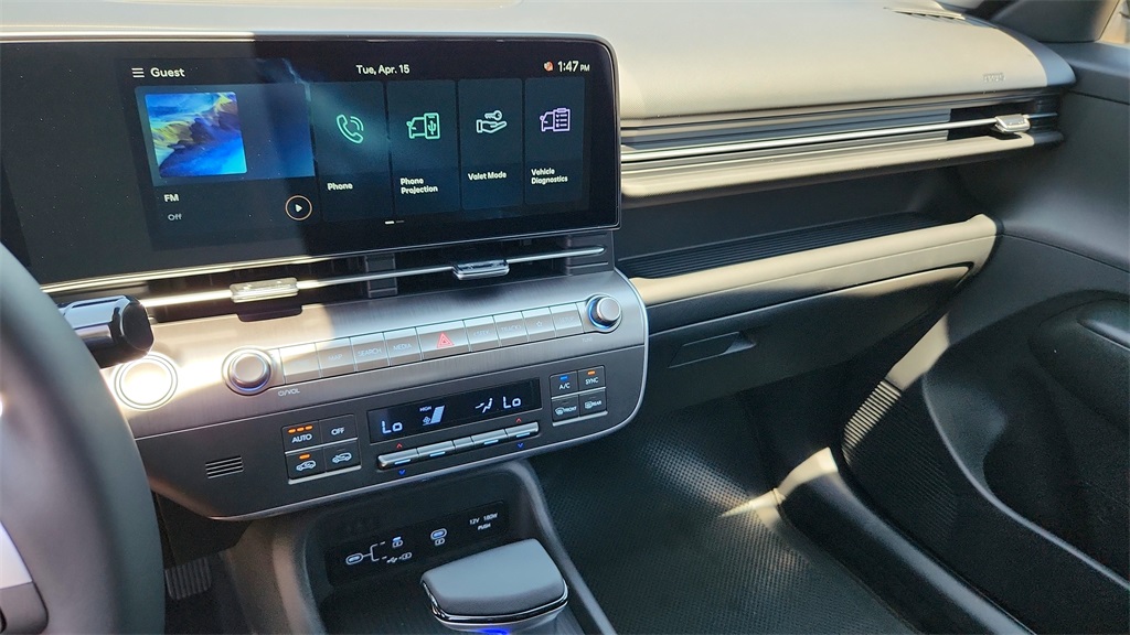 Vehicle image 17 of 20