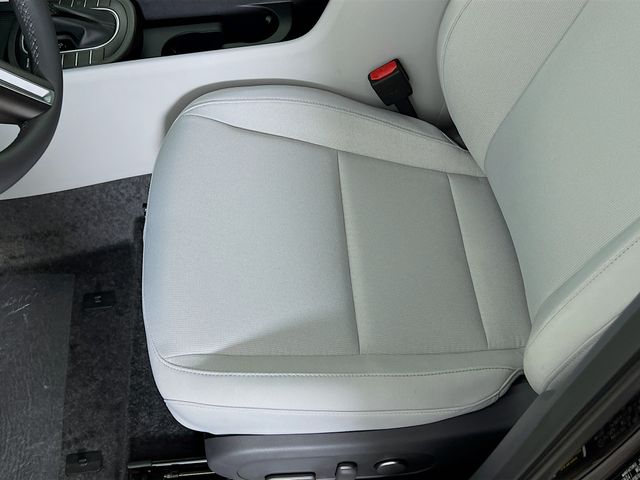 Vehicle image 18 of 24