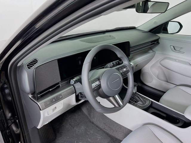 Vehicle image 12 of 24