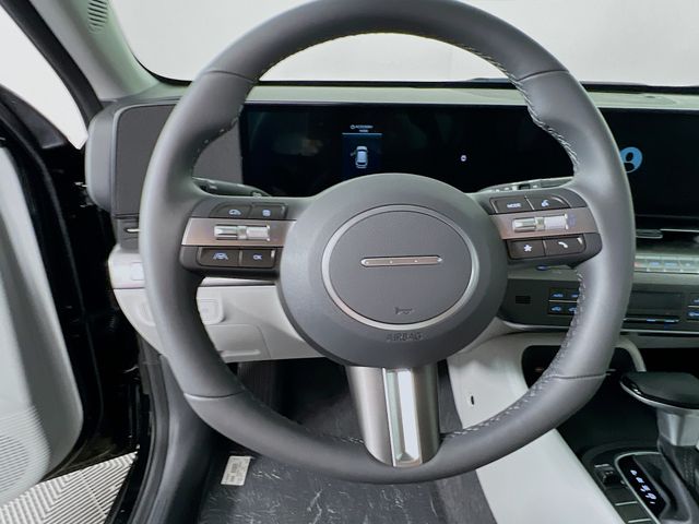 Vehicle image 23 of 24