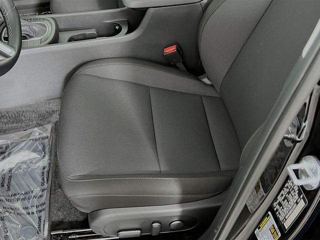 Vehicle image 18 of 26