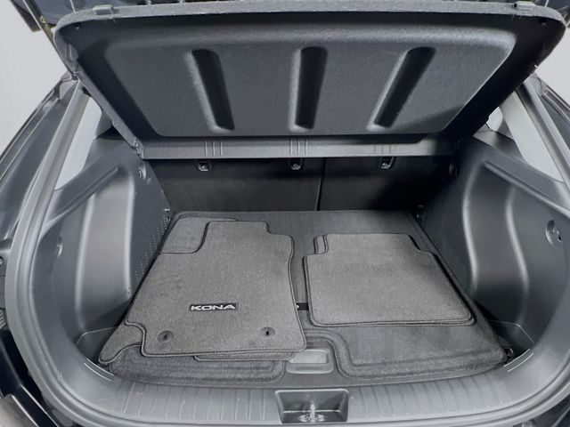 Vehicle image 24 of 26