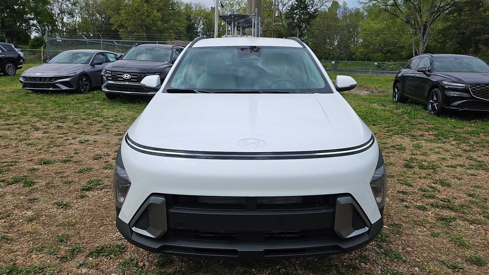Vehicle image 3 of 28