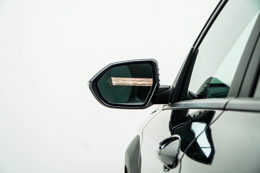 2025 Hyundai Kona SEL Image 33 of 40