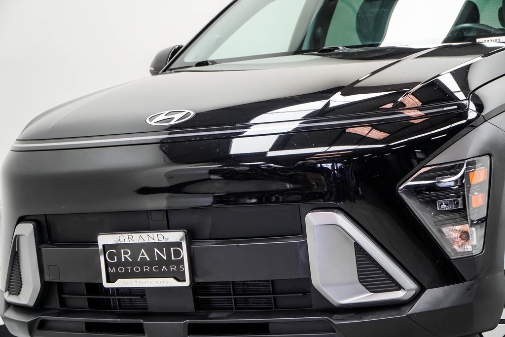 2025 Hyundai Kona SEL Image 38 of 40