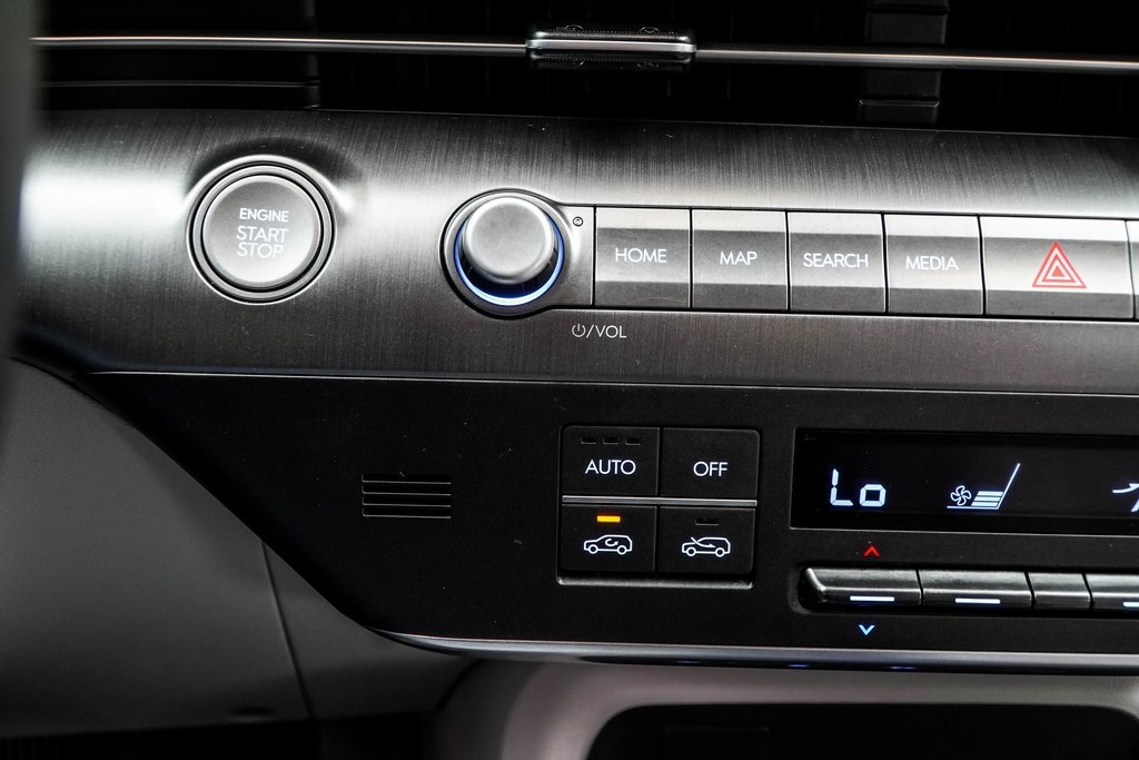 2025 Hyundai Kona SEL Image 34 of 40