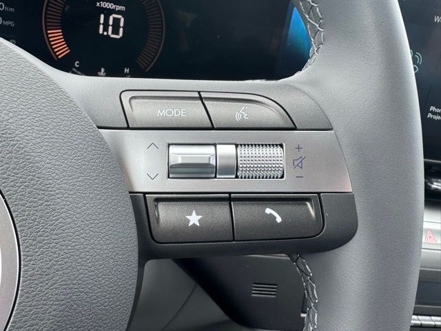Vehicle image 19 of 22
