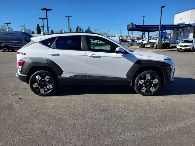 Vehicle image 7 of 22