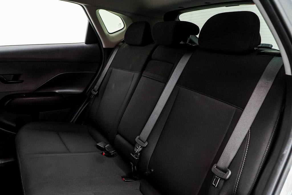 2025 Hyundai Kona SEL Image 12 of 45