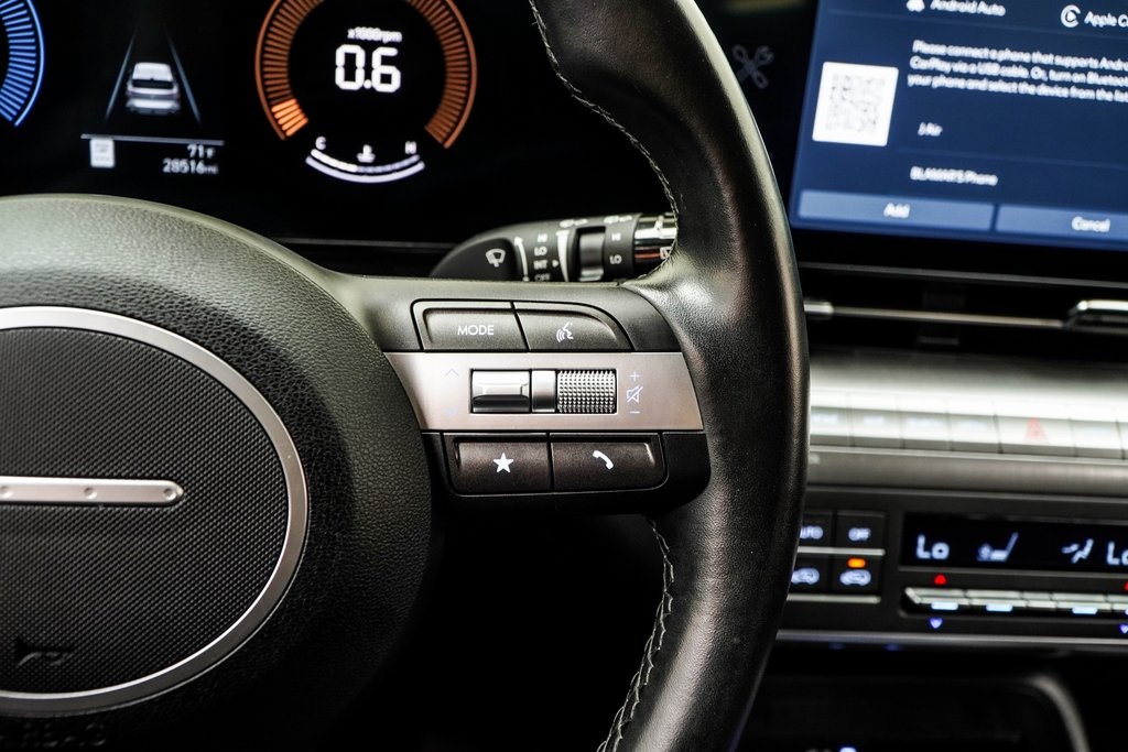 2025 Hyundai Kona SEL Image 20 of 45