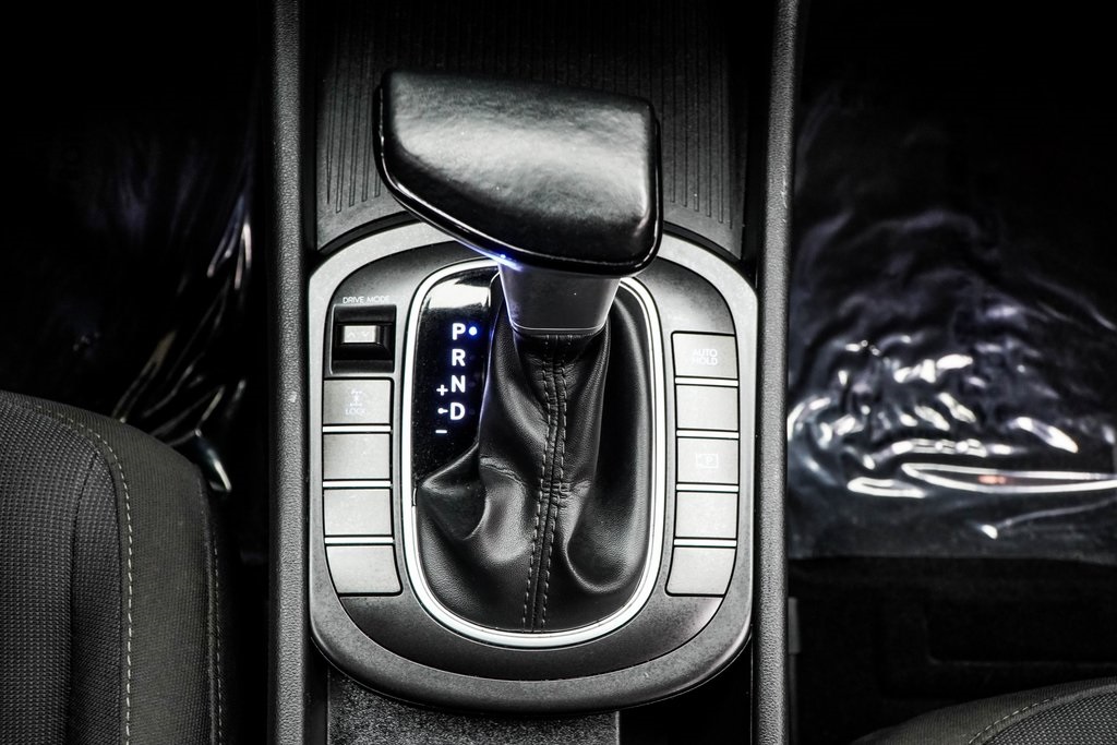 2025 Hyundai Kona SEL Image 28 of 45