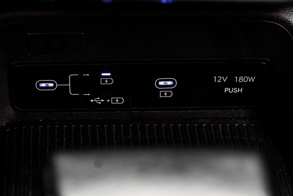 2025 Hyundai Kona SEL Image 39 of 45