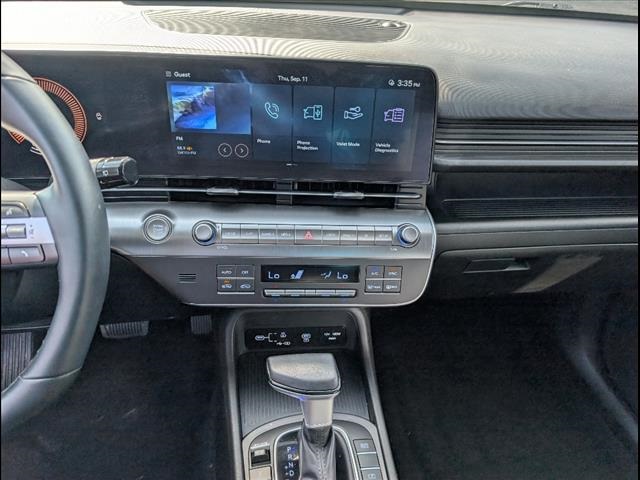 2025 Hyundai Kona SEL Image 18 of 23