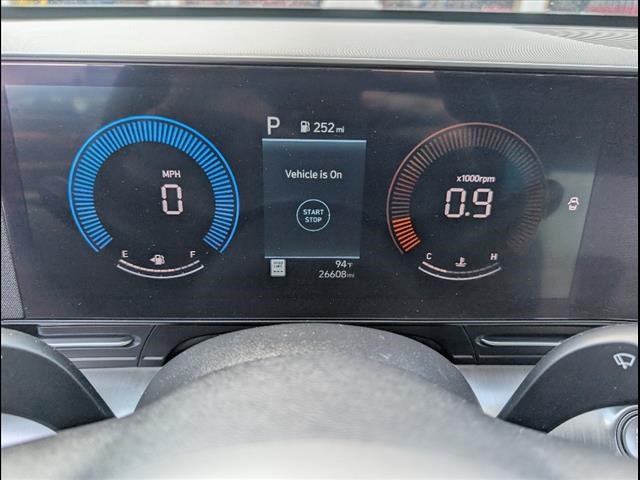 2025 Hyundai Kona SEL Image 15 of 23