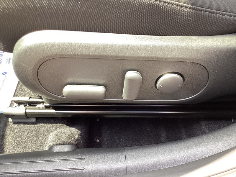 2025 Hyundai Kona SEL Image 34 of 37