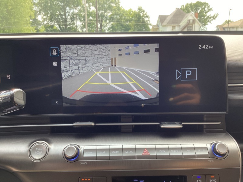 2025 Hyundai Kona SEL Image 21 of 37