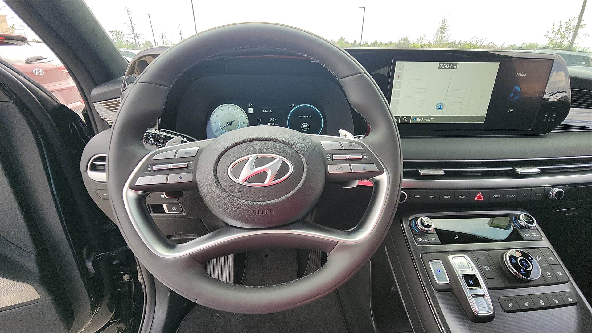 Vehicle image 14 of 29
