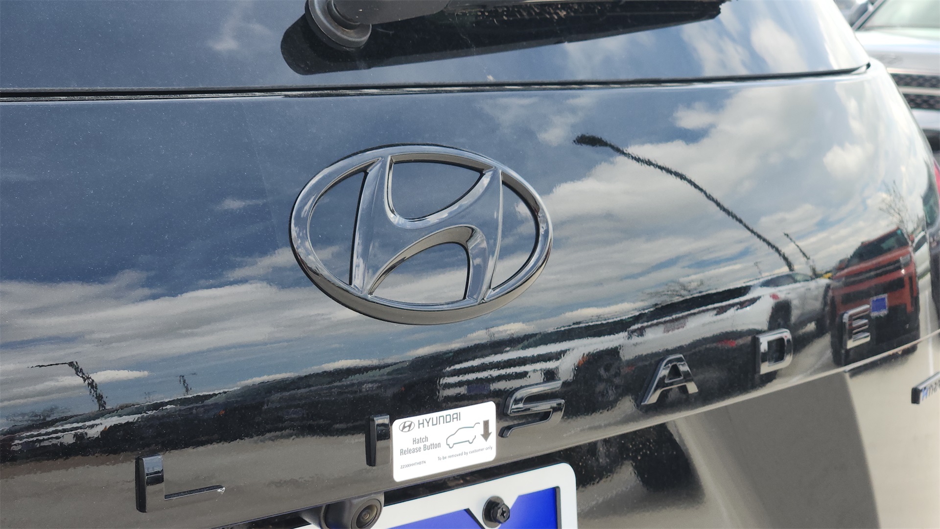 Vehicle image 23 of 29