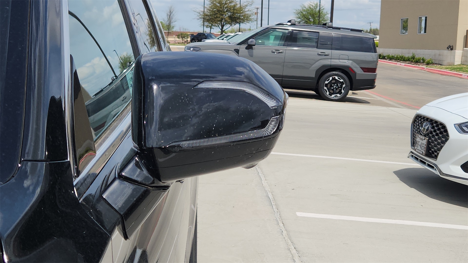 Vehicle image 20 of 29