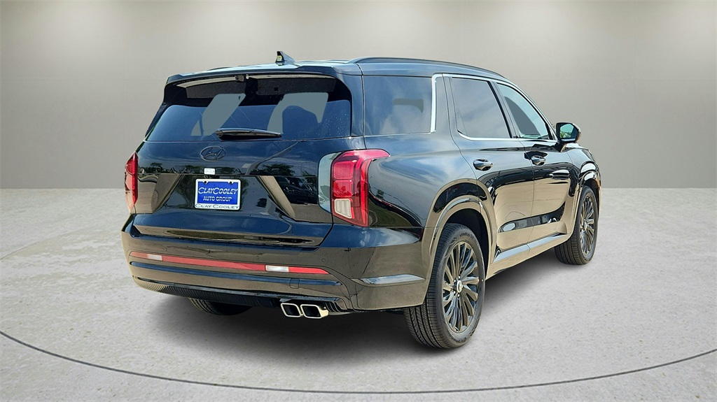 Vehicle image 5 of 26