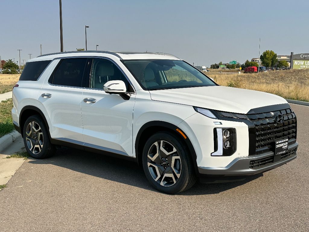 Vehicle image 3 of 25
