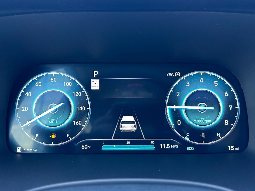 Vehicle image 12 of 25