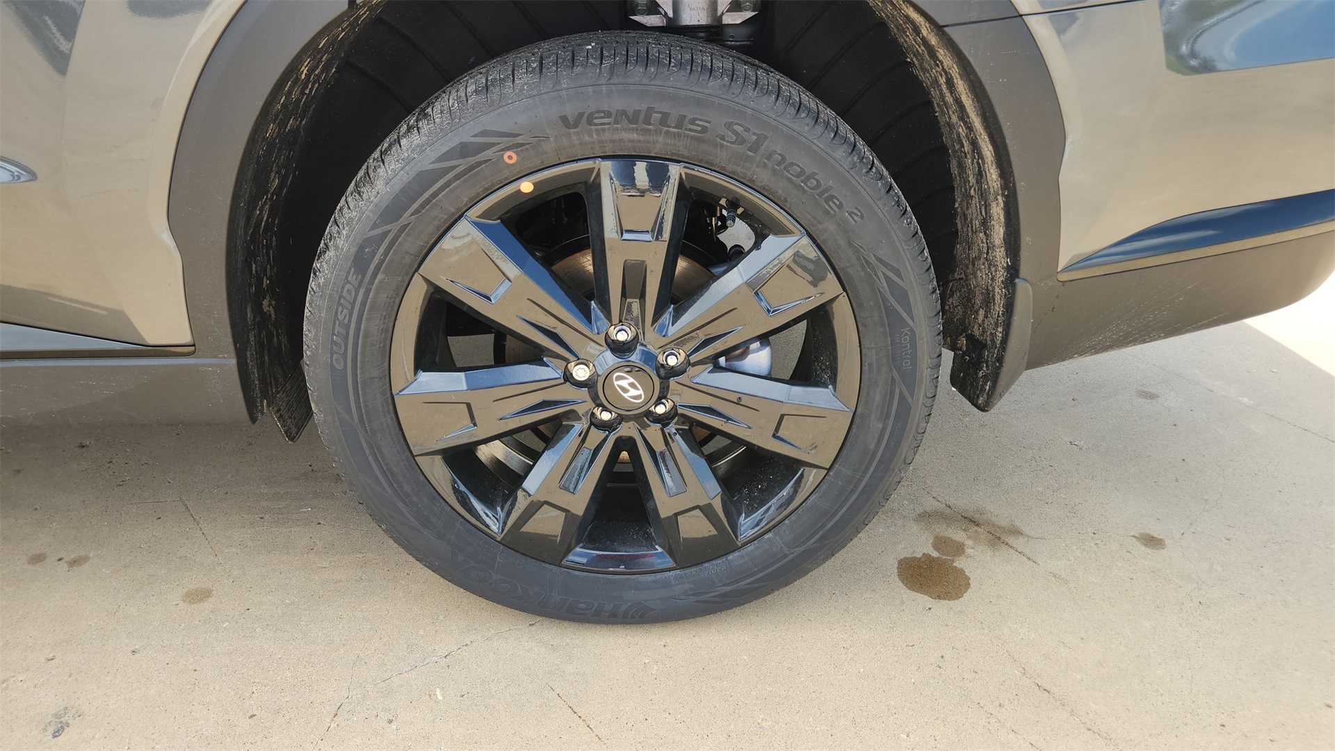 Vehicle image 13 of 31