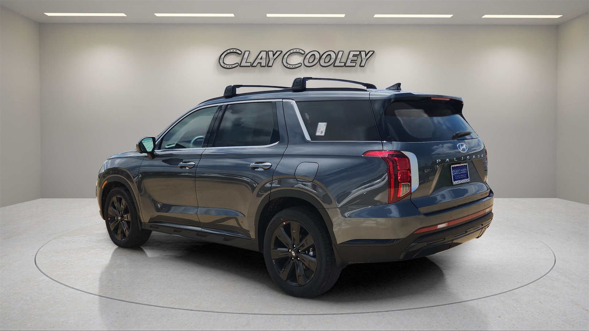 Vehicle image 7 of 31